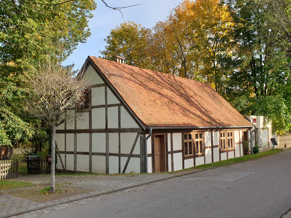 neuglobsow dorfstrasse sommer